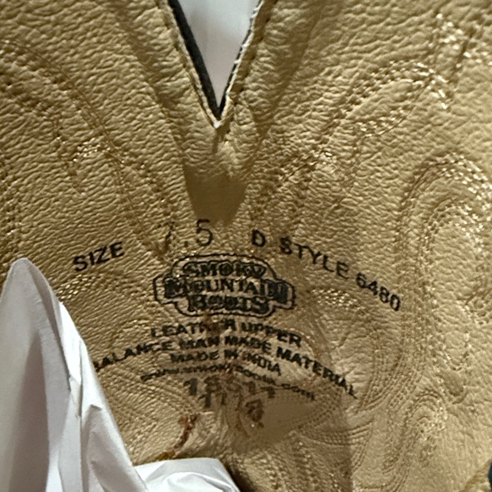 Stylish Blue Embroidered Heeled Boots - image 5